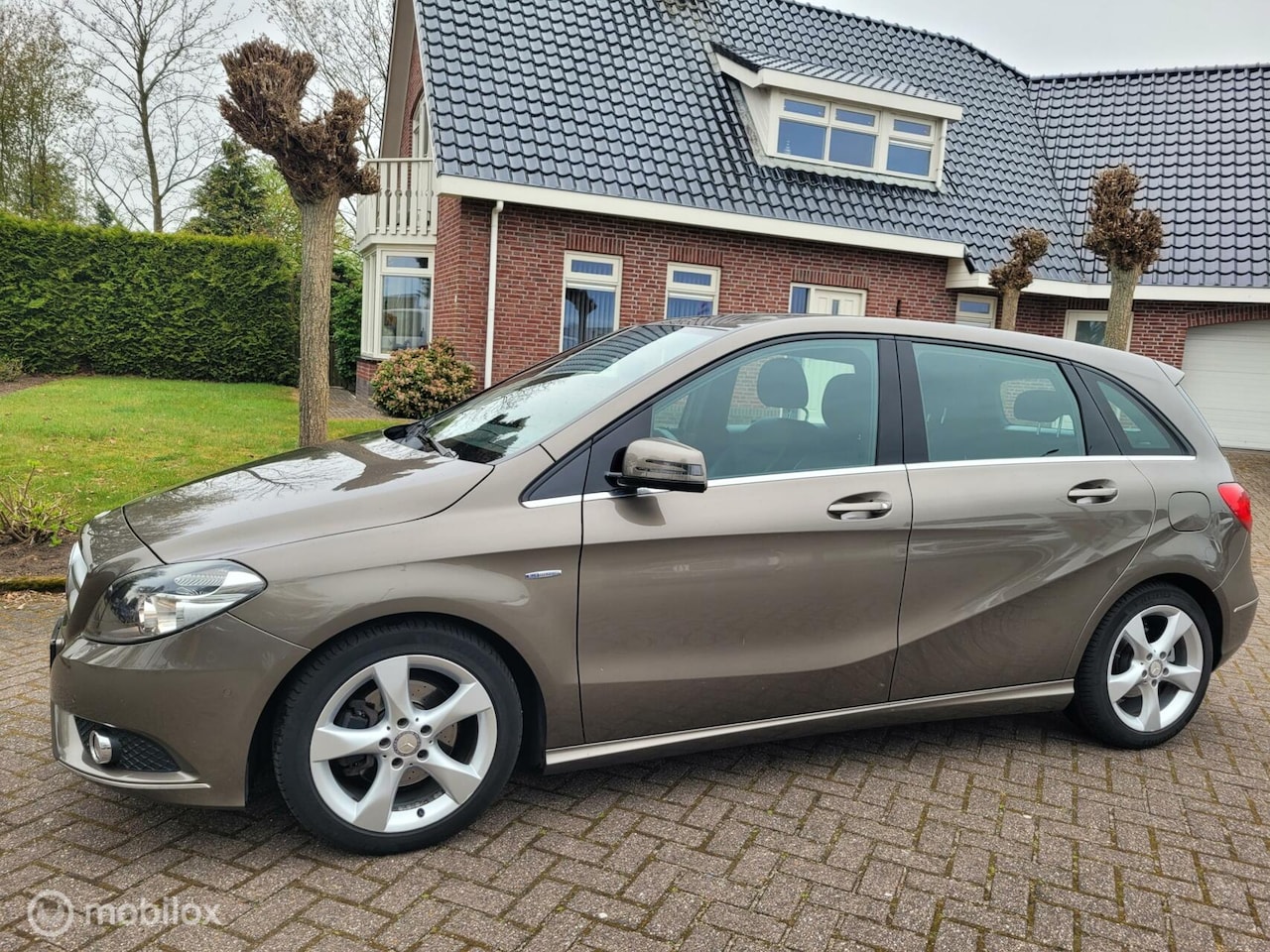 Mercedes-Benz B-klasse - 180 180, clima, navi. - AutoWereld.nl