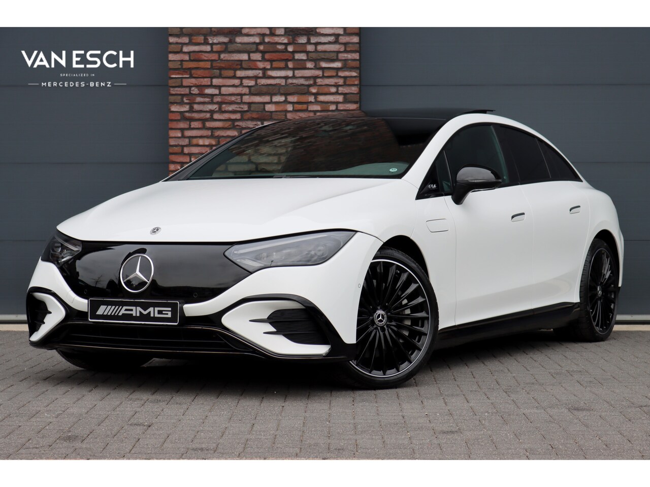Mercedes-Benz EQE - 300 Premium AMG Line 89 kWh | Hyperscreen | Airmatic | Distronic+ | Memory | Burmester | - AutoWereld.nl