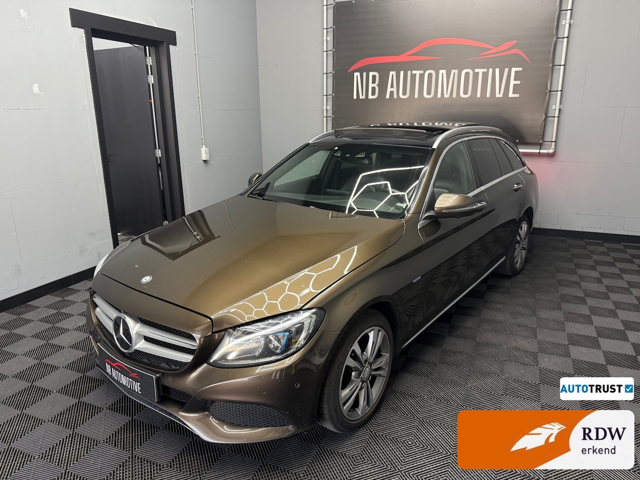 Mercedes-Benz C-klasse Estate - 350 e Lease Edition 350 e Lease Edition - AutoWereld.nl