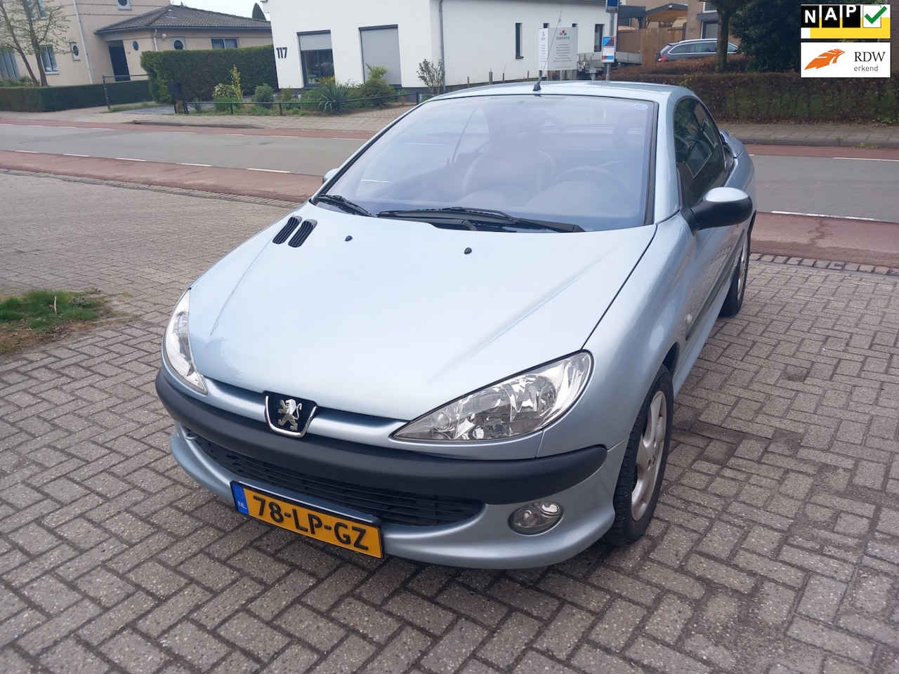 Peugeot 206 CC - 1.6-16V Premium 1.6-16V Premium - AutoWereld.nl