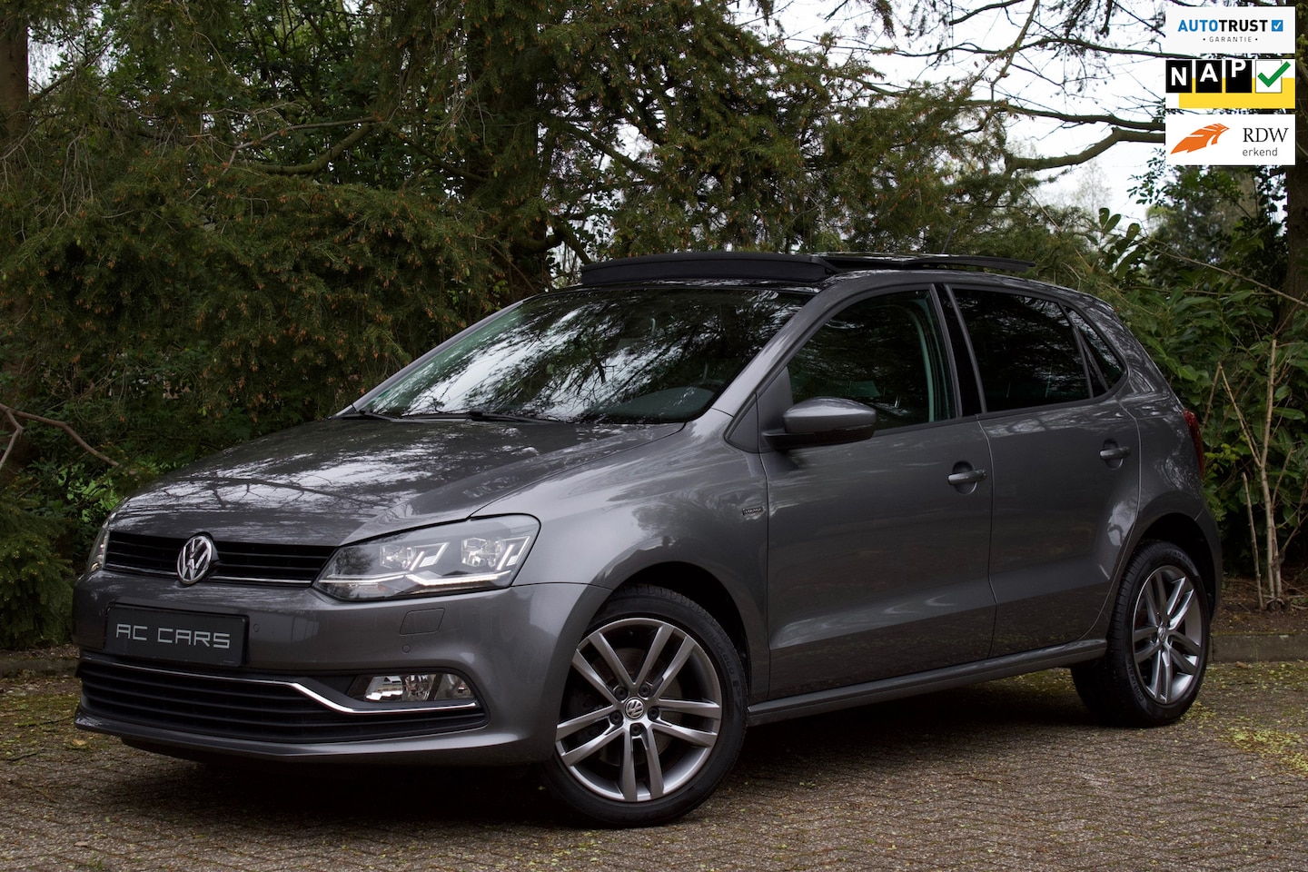 Volkswagen Polo - 1.2 TSI Lounge 110PK - Facelift/LED/Carplay! - AutoWereld.nl