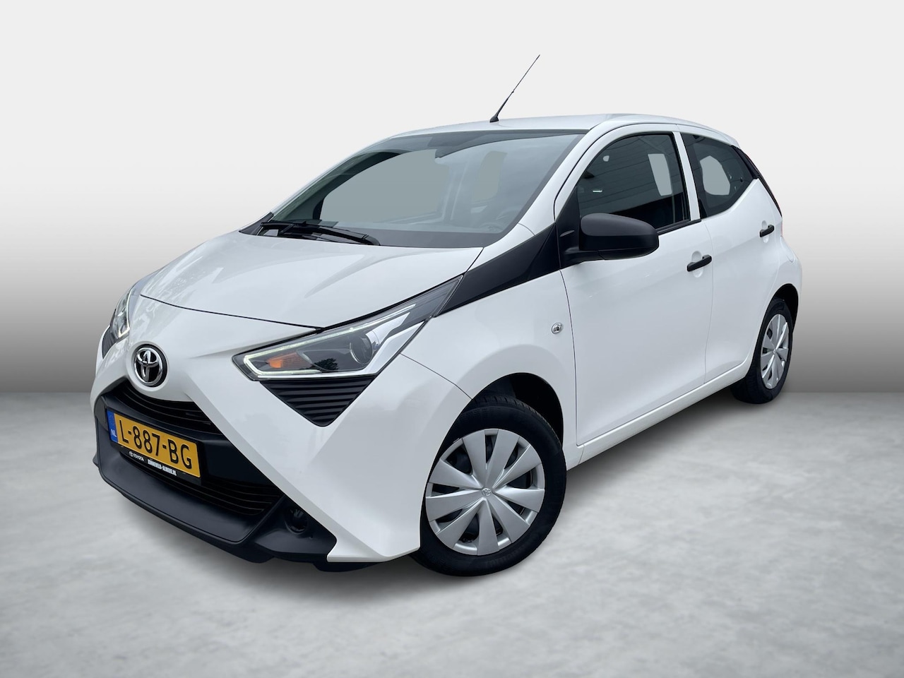 Toyota Aygo - 1.0 VVT-i x-fun 1.0 VVT-i x-fun - AutoWereld.nl