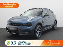 Lynk & Co 01 - Plug-in Hybrid 261PK Panoramadak, 360 gr. camera, stoelverwarming, 6.6kW laden, side assis