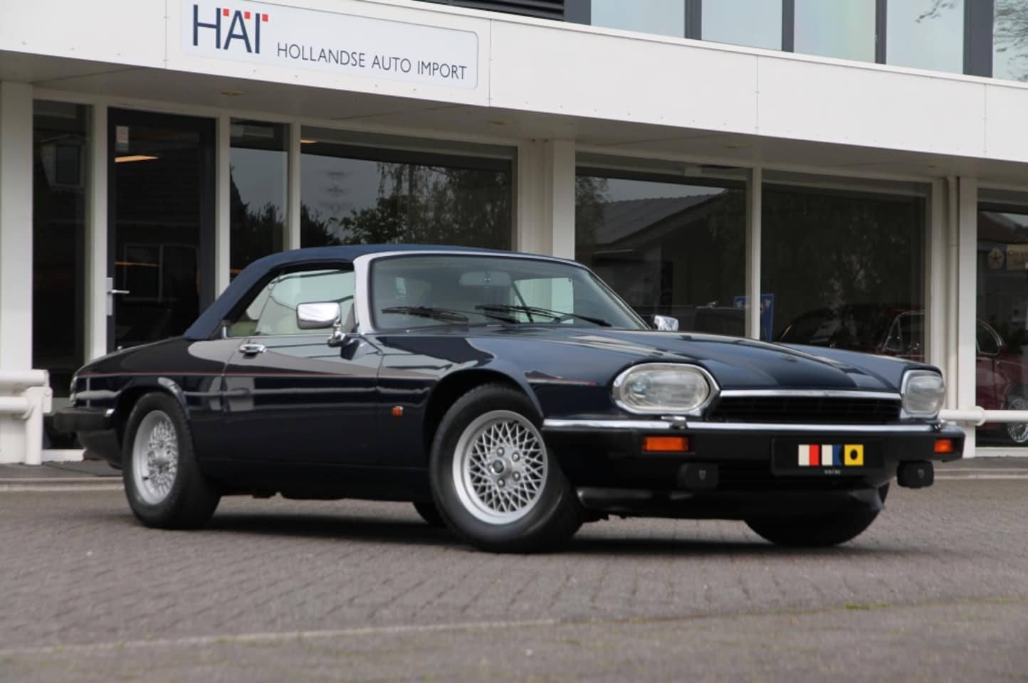 Jaguar XJS - 5.3 V12 Convertible 5.3 V12 Convertible - AutoWereld.nl