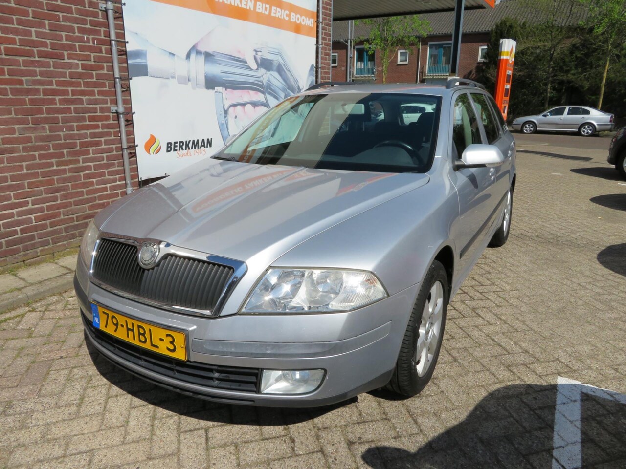 Skoda Octavia Combi - 1.6 FSI/115pk TOUR DEALER ONDERHOUDEN - AutoWereld.nl