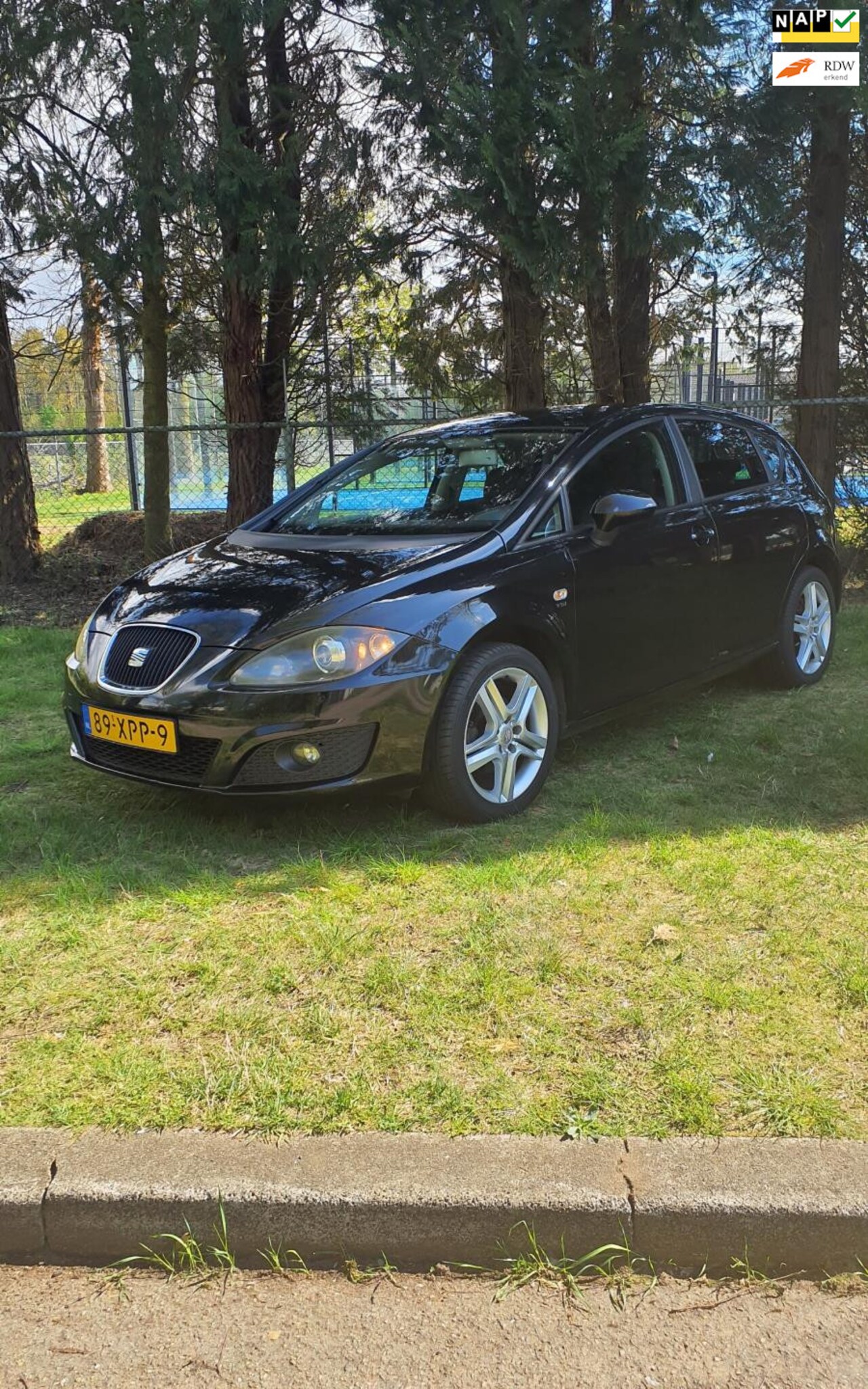 Seat Leon - 1.2 TSI Ecomotive Businessline N.A.P Boekjes - AutoWereld.nl
