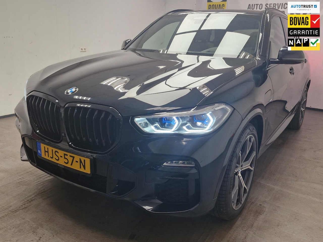 BMW X5 - XDrive45e High Executive SKYLOUNGE/MASSAGE ! KRISTAL ! LASER ! - AutoWereld.nl