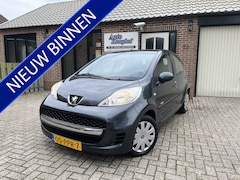 Peugeot 107 - 1.0-12V Millesim 200 5 drs Airco Nieuwe A.P.K
