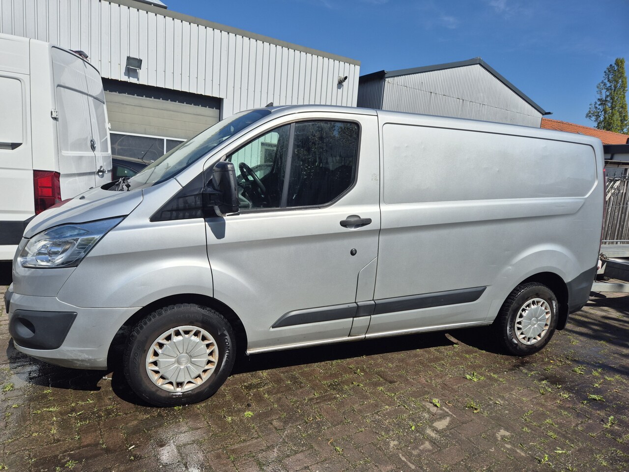 Ford Transit Custom - 270 2.2 TDCI L1H1 Trend no oil pressure kein oldruck MARGE 3500,- - AutoWereld.nl