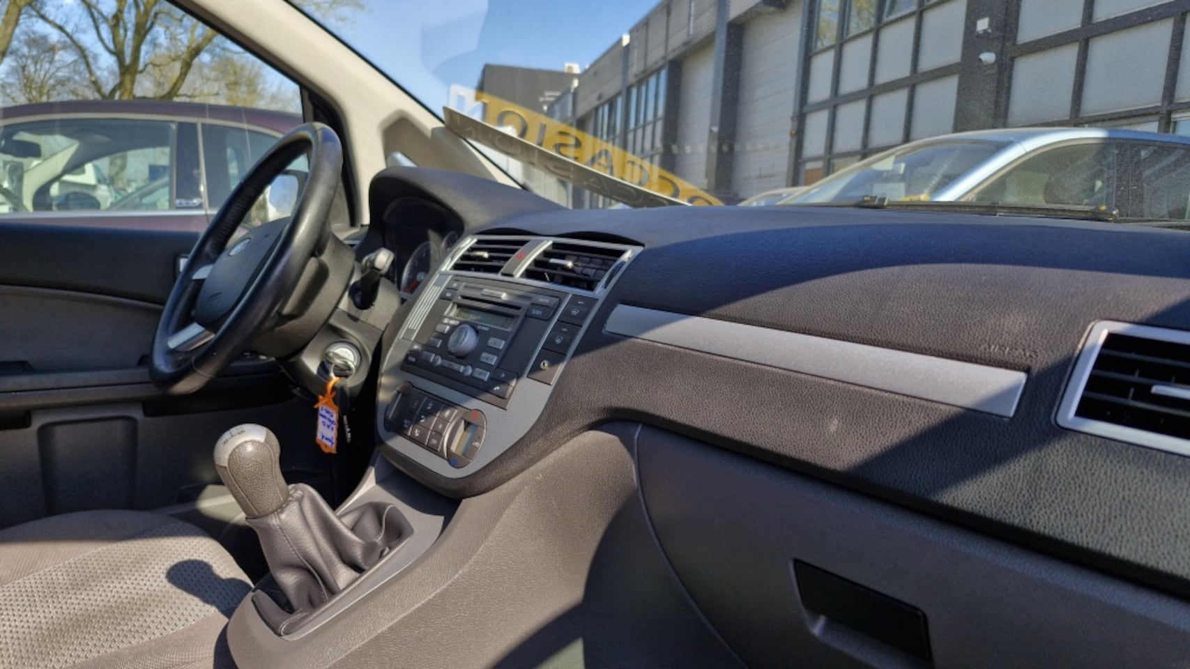 Ford Focus C-Max - 1.8-16V Futura 1.8-16V Futura