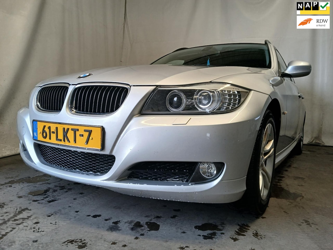 BMW 3-serie Touring - 318i Business Line - Cruise - Airco - Navi - Schade - AutoWereld.nl
