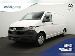Volkswagen Transporter - 2.0 TDI 110 pk L2H1 28 | 3-zits | Navigatie | Cruise Control
