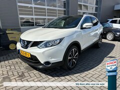 Nissan Qashqai - 1.2 115pk DIG-T Connect Edition panoramadak, 360 camera trekhaak