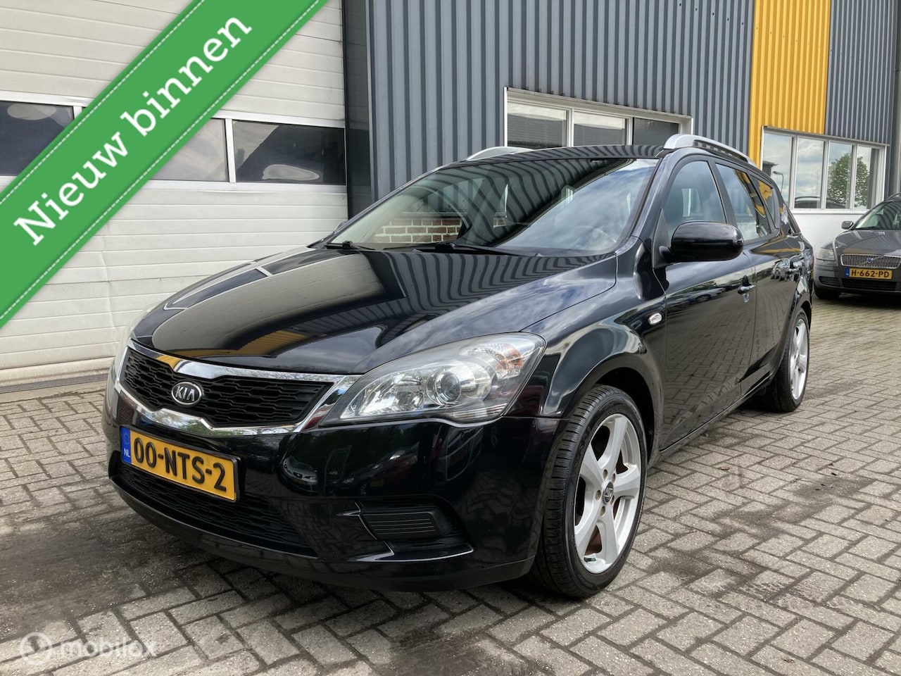 Kia Cee'd Sporty Wagon - 1.6 CVVT X-tra 1.6 CVVT X-tra - AutoWereld.nl
