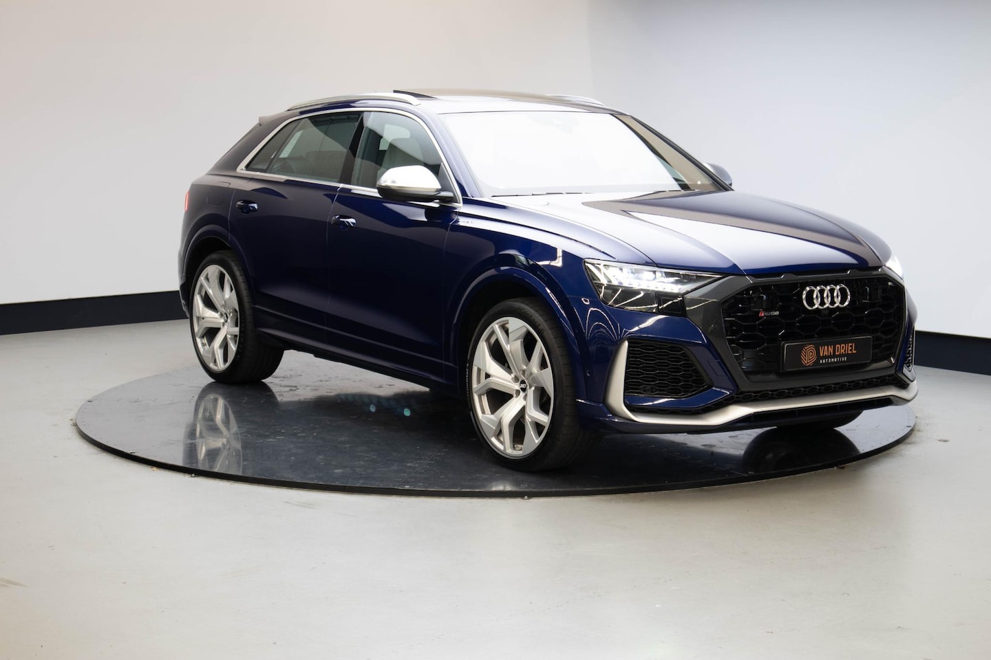Audi Q8 - 4.0 TFSI RS Q8 quattro | B&O Advanced | Audi exclusive Leder | City | Tour | Parking | Pan - AutoWereld.nl