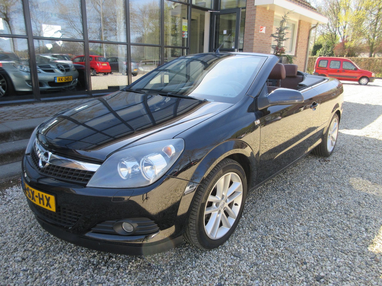 Opel Astra TwinTop - 1.8 leer airco - AutoWereld.nl