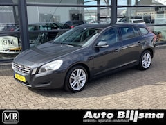 Volvo V60 - 2.0T Summum, automaat, lederen bekleding, navi,