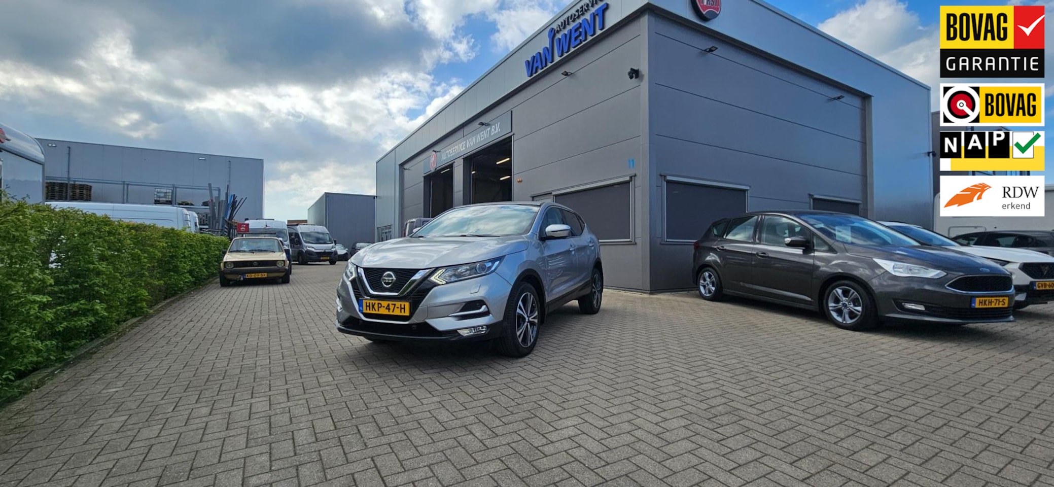 Nissan Qashqai - 1.3 DIG-T N-Connecta Rijklaar incl 1 jaar garantie! - AutoWereld.nl