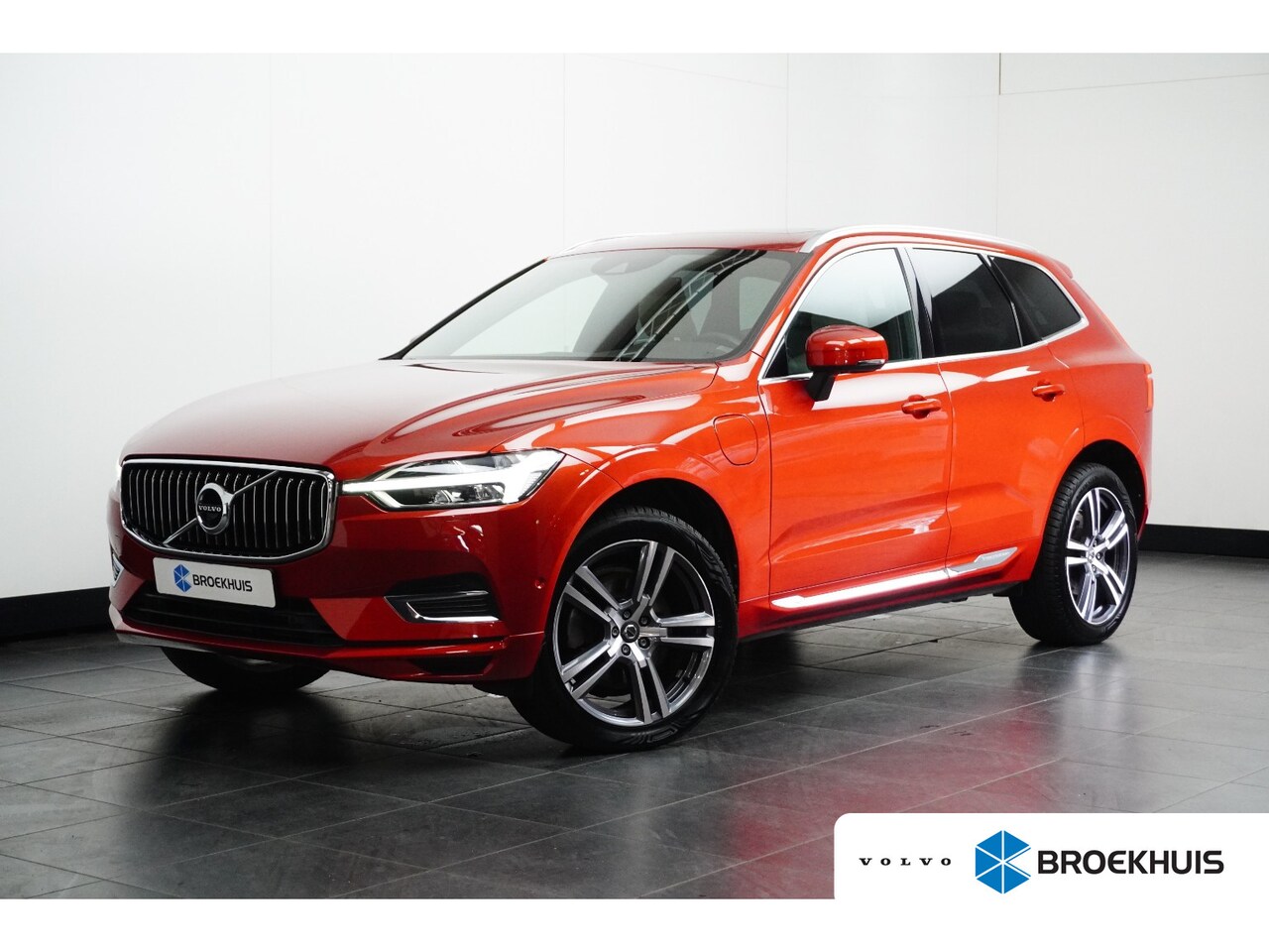 Volvo XC60 - 2.0 Recharge T8 AWD R-Design | Trekhaak | PDC + 360 Camera | Harman / Kardon Audio | Stoel - AutoWereld.nl