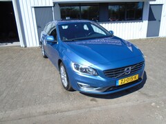 Volvo V60 - 1.6 D2 OCEAN RACE