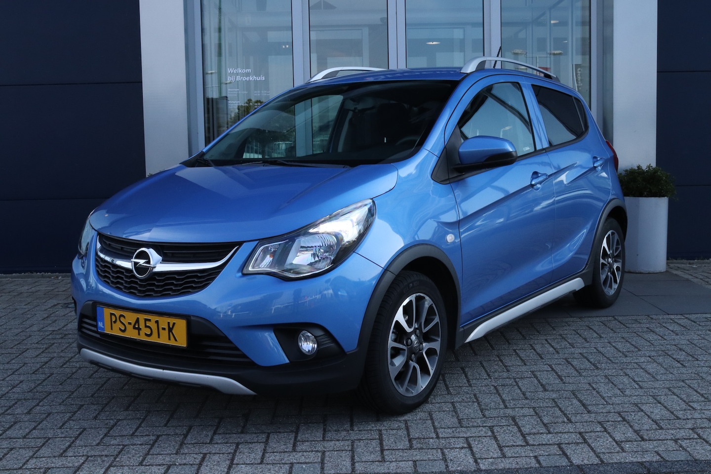 Opel Karl - 1.0 Rocks Online Edition | Cruise Control | Sensoren achter | Carplay | LMV | Airco - AutoWereld.nl