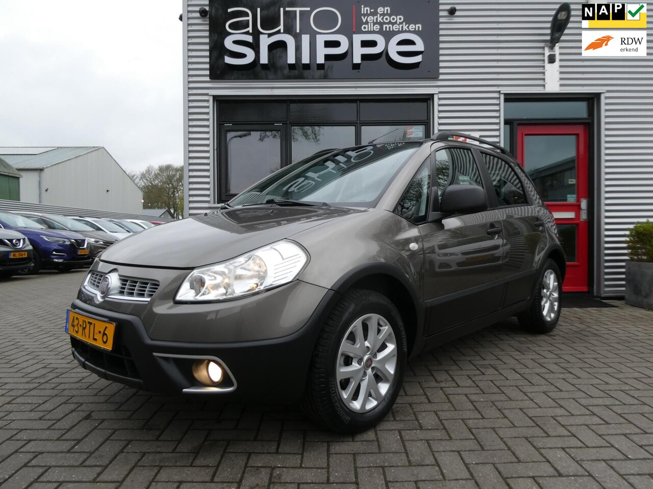 Fiat Sedici - 1.6-16V Young AIRCO-TREKHAAK-126 000 KM!-MISTLAMPEN-LM/VELGEN - AutoWereld.nl