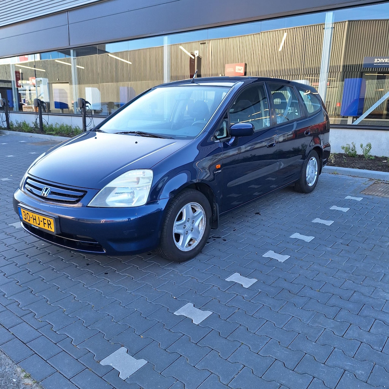 Honda Stream - 2.0i ES - AutoWereld.nl