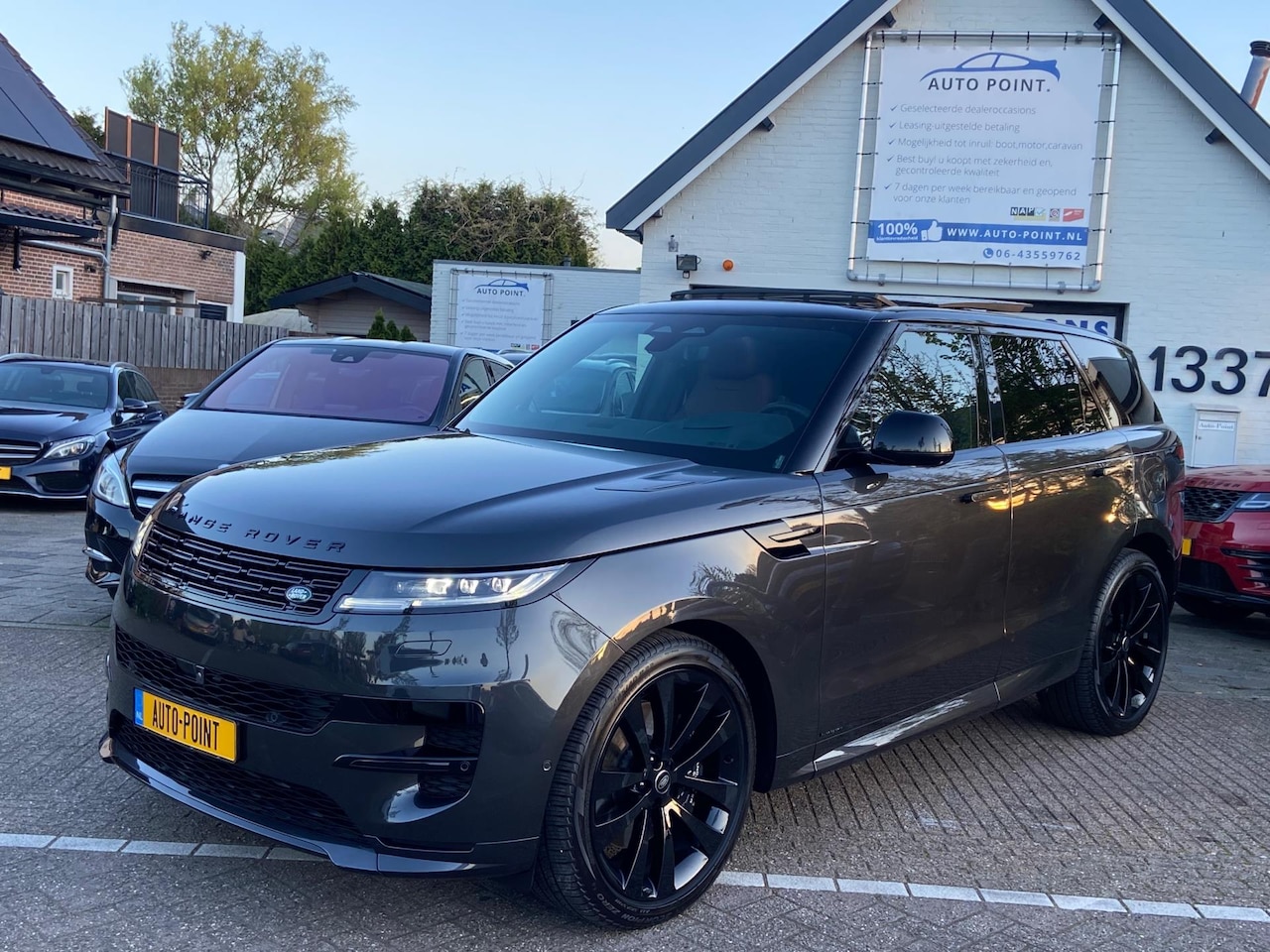 Land Rover Range Rover Sport - P550 AUTOBIO/CARBON/MASSAGE/SOFT/HUD/LASER - AutoWereld.nl