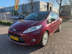 Ford Fiesta - 1.25 Titanium - Stoelverw. - Ecc - Lmv velgen