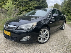 Opel Astra - 1.4 Turbo Sport