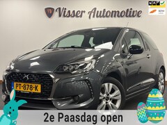 DS 3 - 3 1.2 PureTech So Chic*Nationale Auto Pas*NAP*Camera*Stoelverwarming*Navi*Xenon*PDC*Leder*