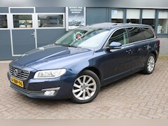 Volvo V70 - 2.0 D4 Nordic+ LEER-PANODAK-TREKHAAK-CAMERA