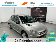 Peugeot 206 - 1.4 Forever ELEK. RAMEN / NAP / 5-DEURS