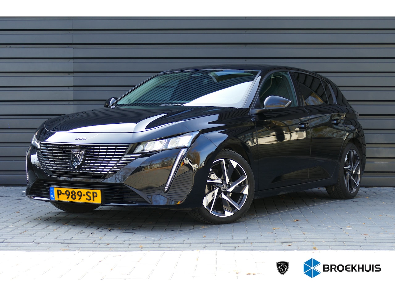 Peugeot 308 - 1.2 PURETECH 130PK ALLURE PACK AUTOMAAT / NAVI / CLIMA / PDC / 17"LMV / CAMERA / KEYLESS / - AutoWereld.nl