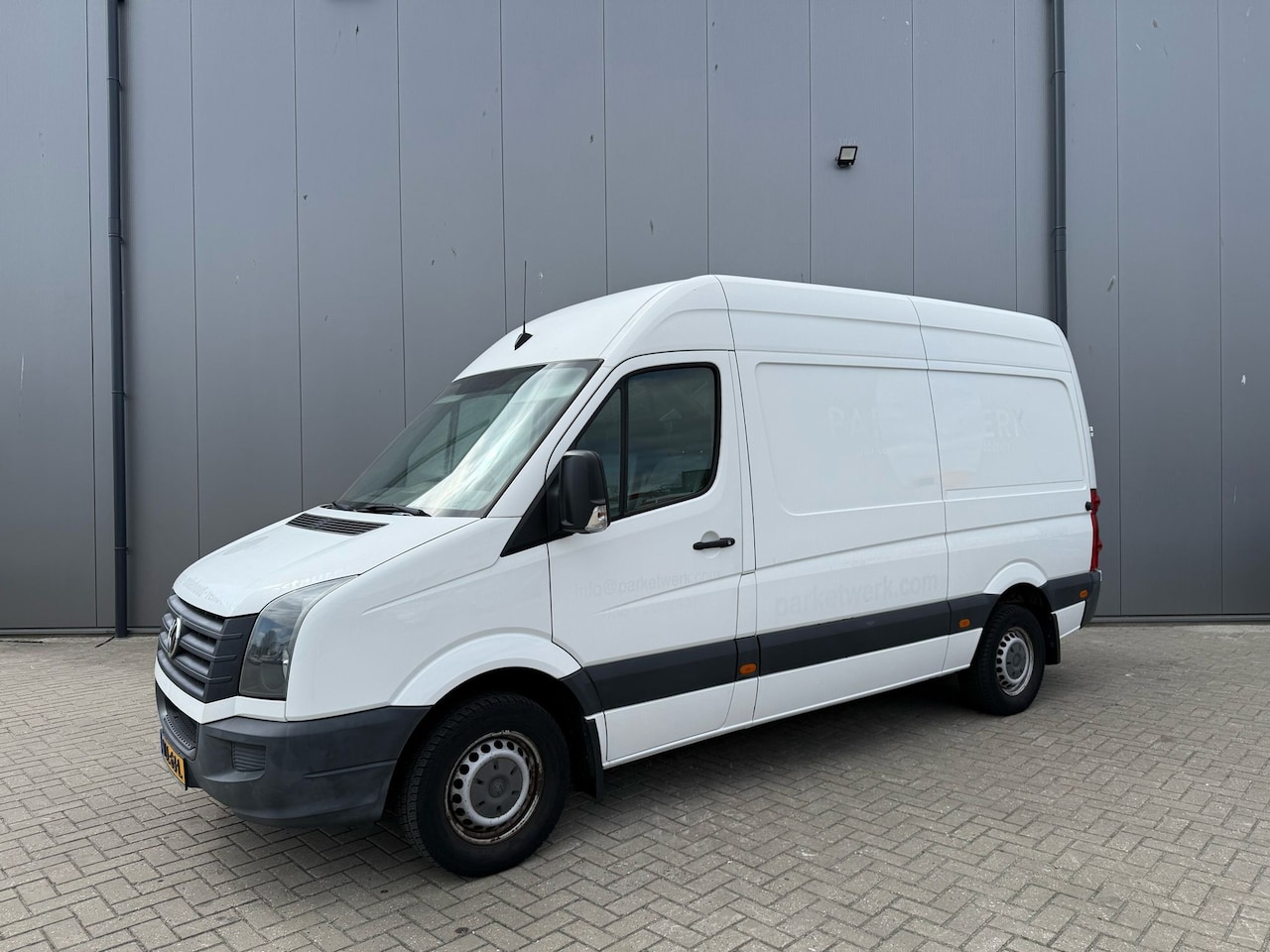 Volkswagen Crafter - 35 2.0 TDI L2H2 35 2.0 TDI L2H2 - AutoWereld.nl