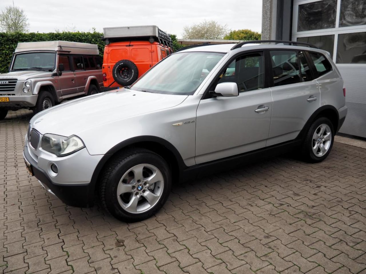 BMW X3 - 2.5SI Executive AUTOM. CLIMA CRUISE NAVI PARKEER S.