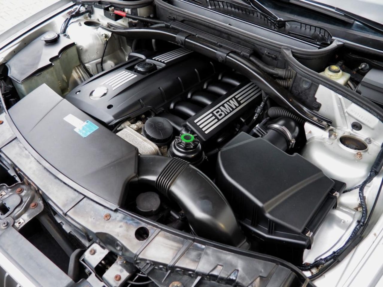 BMW X3 - 2.5SI Executive AUTOM. CLIMA CRUISE NAVI PARKEER S.