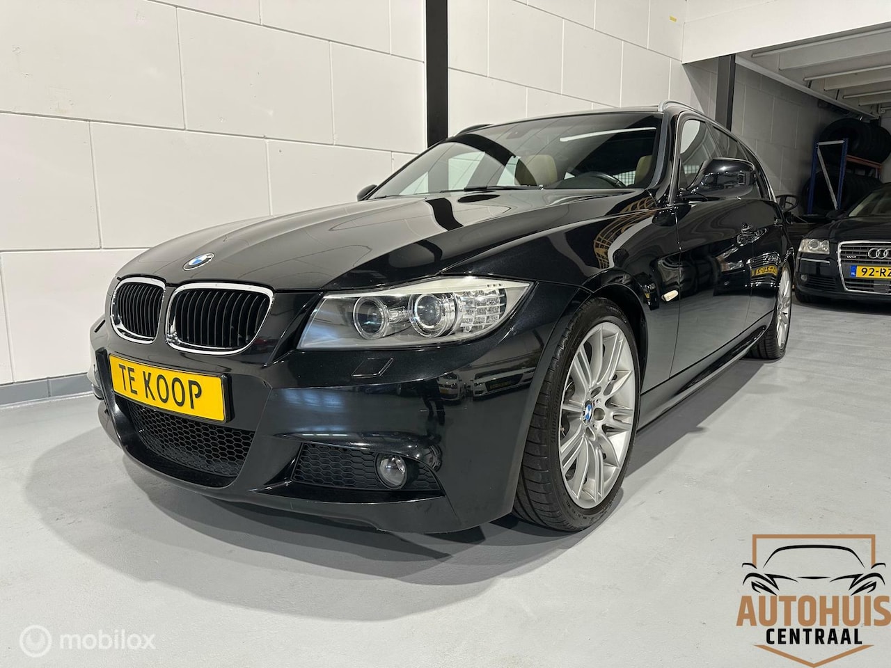 BMW 3-serie Touring - 318i Corporate Lease M Sport Edition*Pano - AutoWereld.nl
