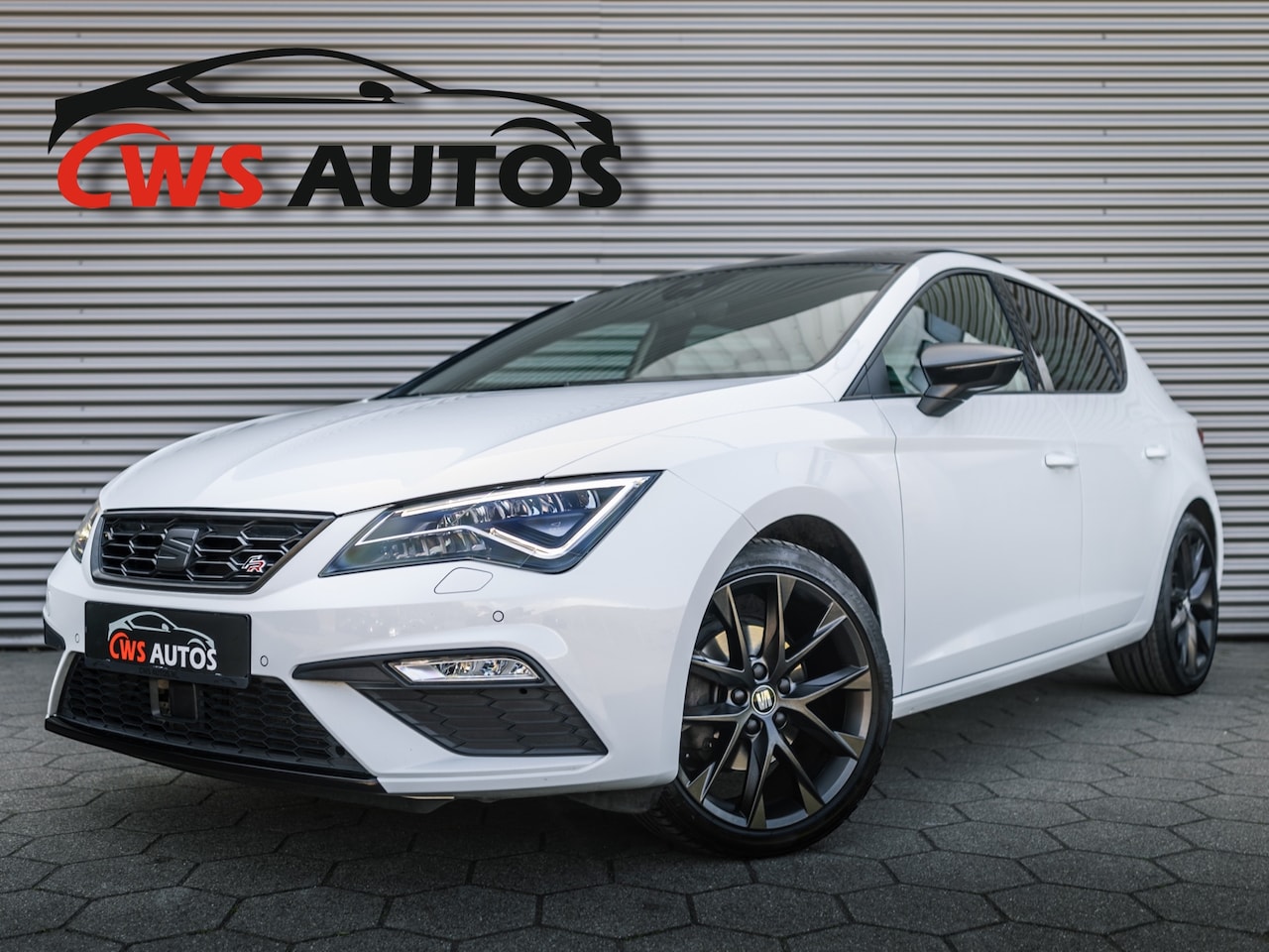 Seat Leon - 1.5 TSI FR BLACK MAT FULL OPTION BEATS VIRTUAL ACC PANO - AutoWereld.nl