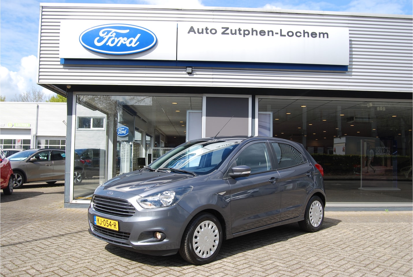 Ford Ka - 1.2 Trend Ultimate 85pk 5DR NL-AUTO | DEALER OND | PARK.SENSOR | CRUISE CONTROL | BLUETOOT - AutoWereld.nl