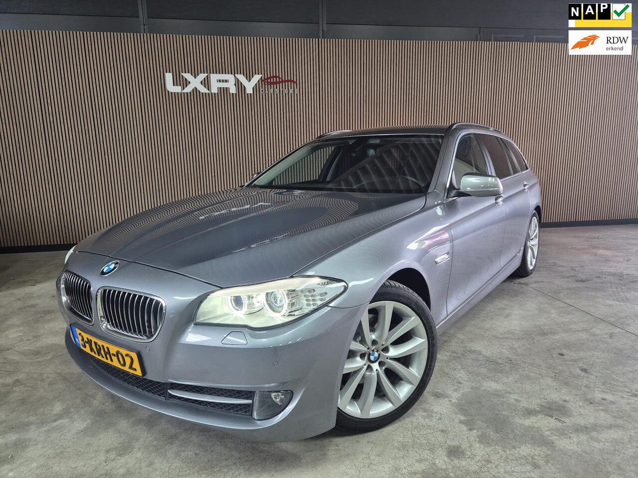 BMW 5-serie Touring - 523i High Executive | Navi | Clima | Cruise | Stoelverwarming | - AutoWereld.nl
