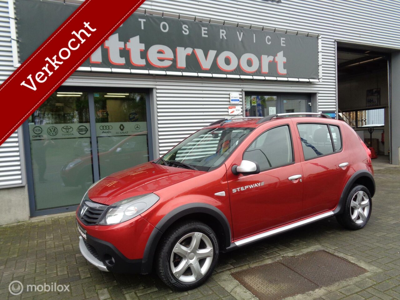 Dacia Sandero Stepway - 1.6 , Airco , Trekhaak - AutoWereld.nl