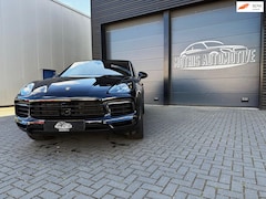 Porsche Cayenne Coupé - 3.0 E-Hybrid Pano luchtv 22 inch