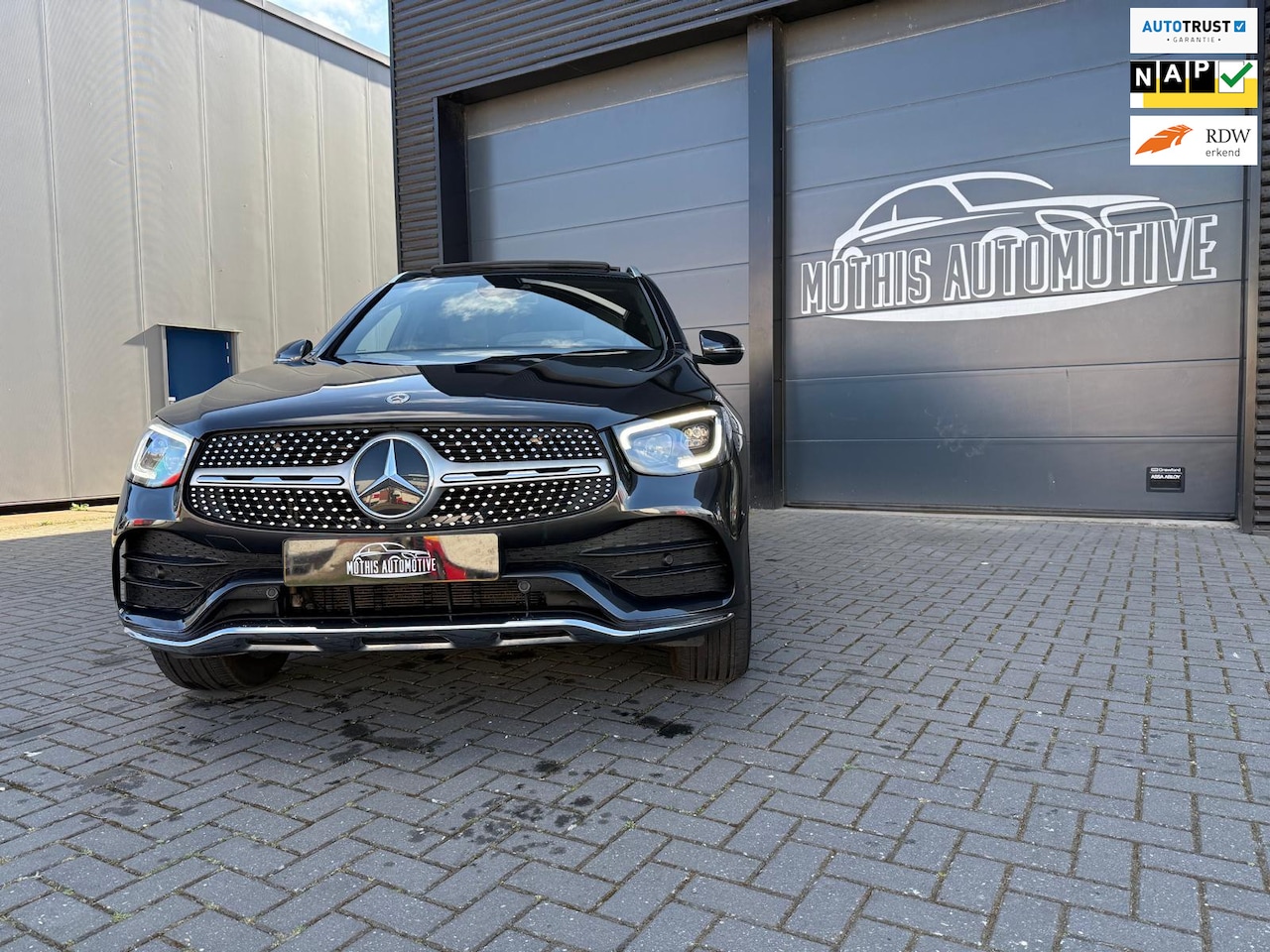 Mercedes-Benz GLC-klasse - 300e 4MATIC Advantage AMG Panorama dak - AutoWereld.nl