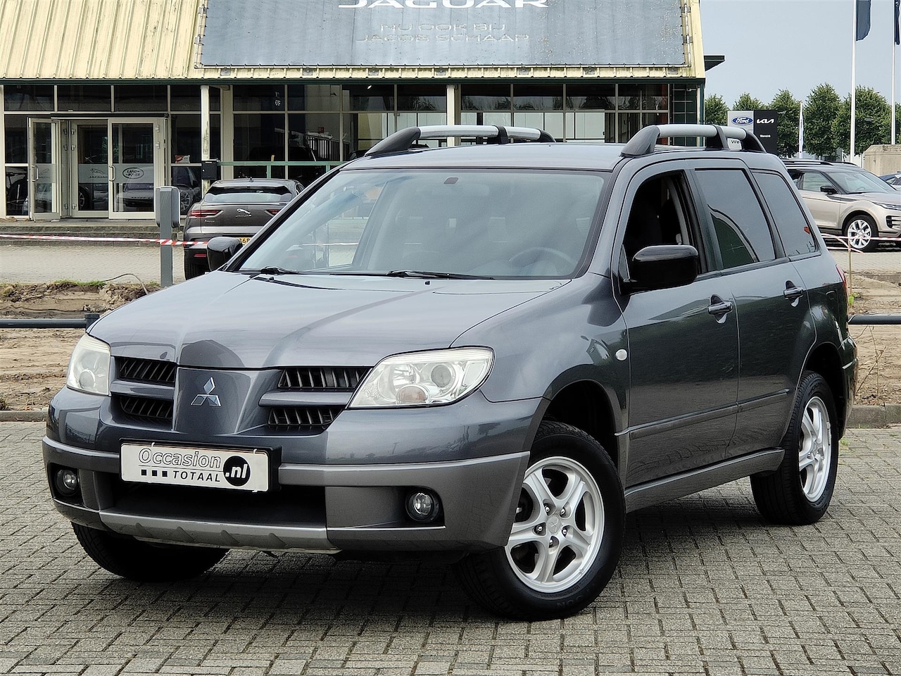 Mitsubishi Outlander - 2.0 Invite plus 2.0 Invite plus - AutoWereld.nl
