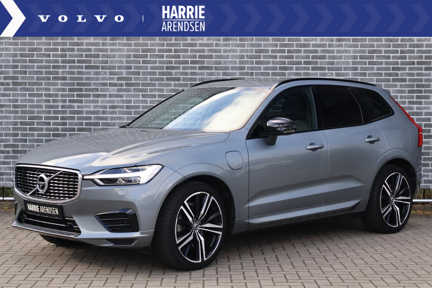 Volvo XC60 - Recharge T6 AWD R-Design | Bowers & Wilkins audio | Luchtvering | Adaptive cruise control - AutoWereld.nl