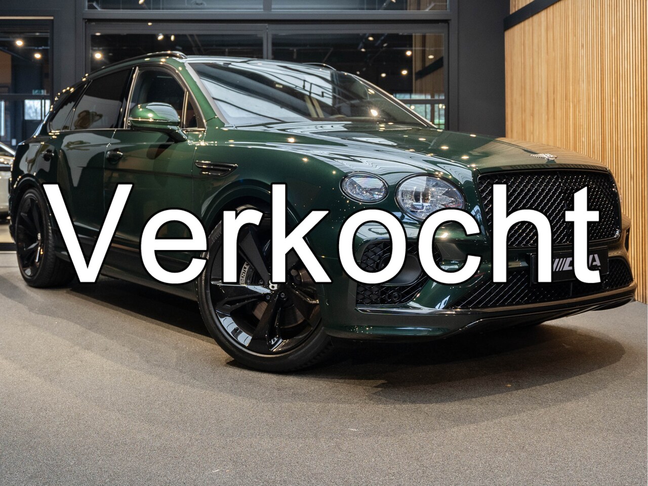 Bentley Bentayga - V6 Hybrid Mulliner Touring Naim 3.0 V6 Hybrid Volleder Massage - AutoWereld.nl