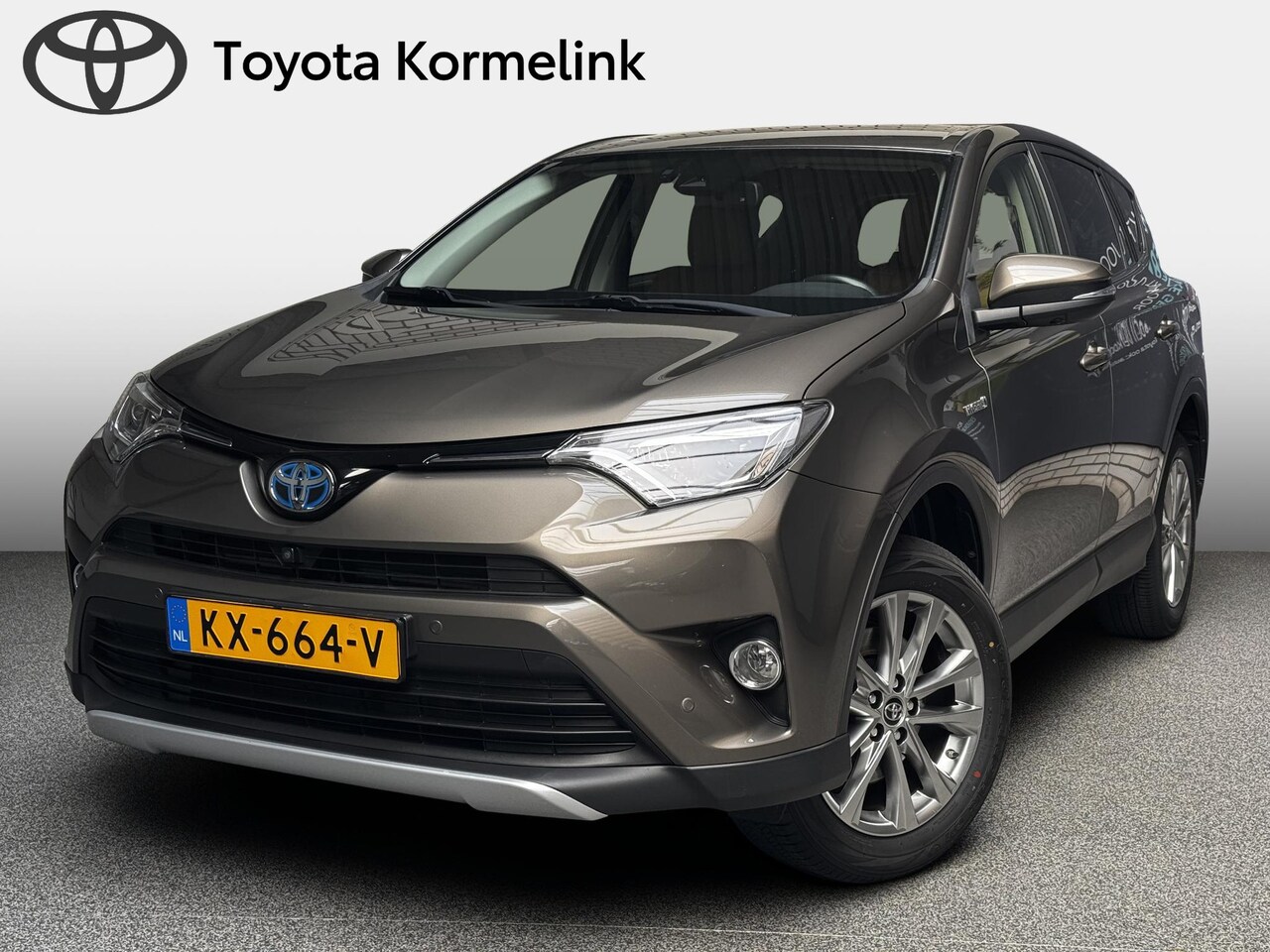 Toyota RAV4 - 2.5 Hybrid AWD Executive automaat Toyota RAV4 2.5 Hybrid AWD Executive - AutoWereld.nl