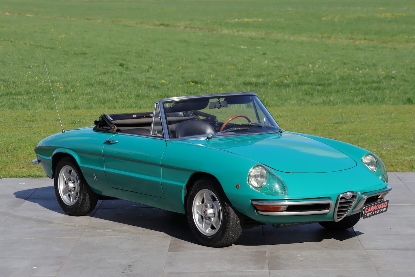 Alfa Romeo Spider - Veloce 1750 'Duetto' - Original Dutch Delivered - AutoWereld.nl