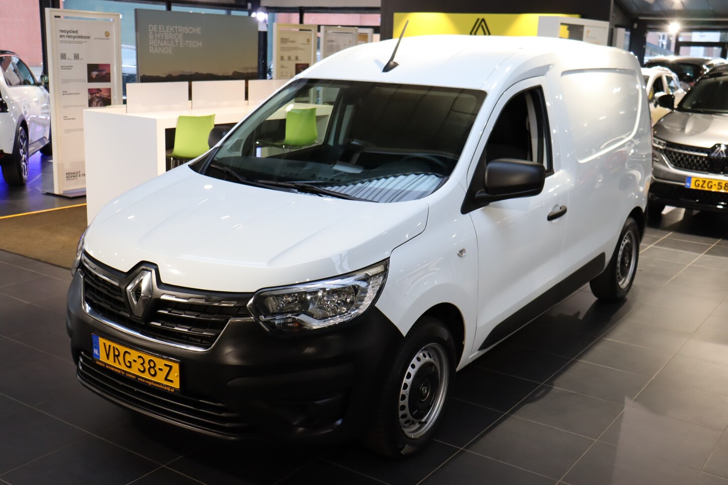 Renault Express - 1.5 dCi 75 Comfort + 1.5 dCi 75 Comfort - AutoWereld.nl